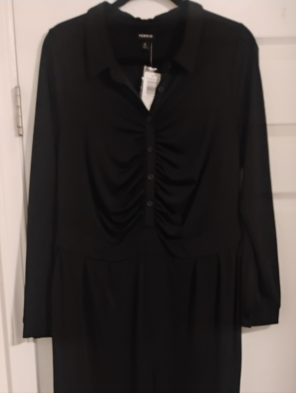 Torrid Women's Black ITY Long Sleeved Rouched Wide Leg Jumpsuit Size 0 L/12 - Picture 4 of 15